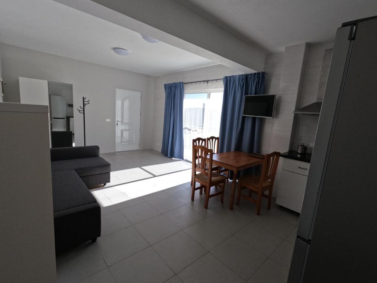 Apartamentos Praia Do Almoxarife Horta  Eksteriør bilde