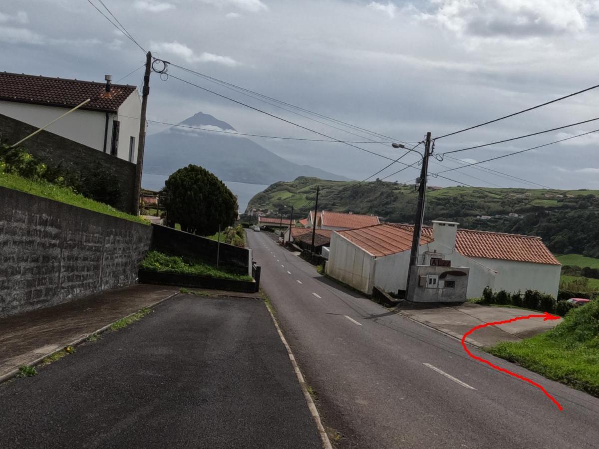 Apartamentos Praia Do Almoxarife Horta  Eksteriør bilde